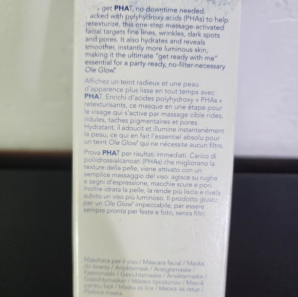 Ole Henriksen Phat Glow Facial Mask Size 50ML - Picture 4 of 7